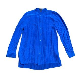 Eileen Fisher silk and organic cotton button down, size xs
